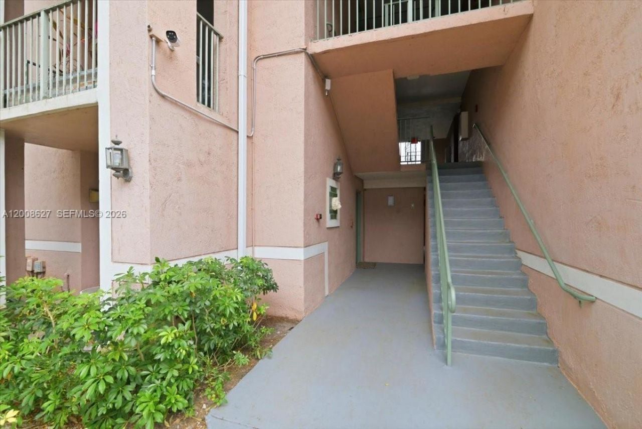 12166 Saint Andrews Pl, Unit 203, Miramar, FL 33025 Photo