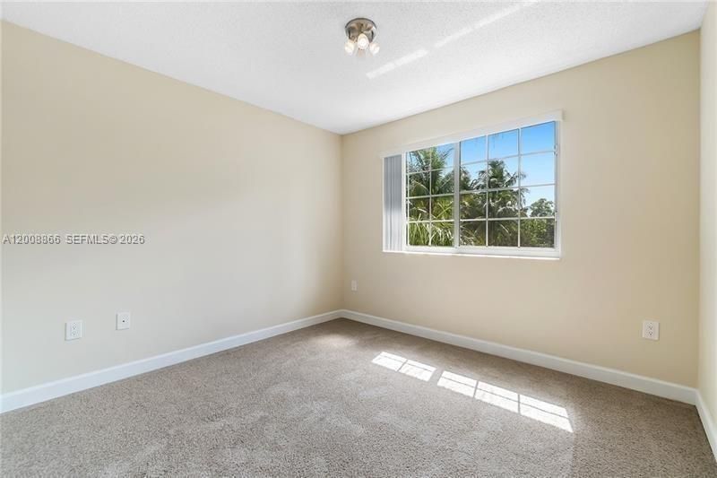 4197 N Haverhill Rd , Unit 213, West Palm Beach, FL 33417 Photo