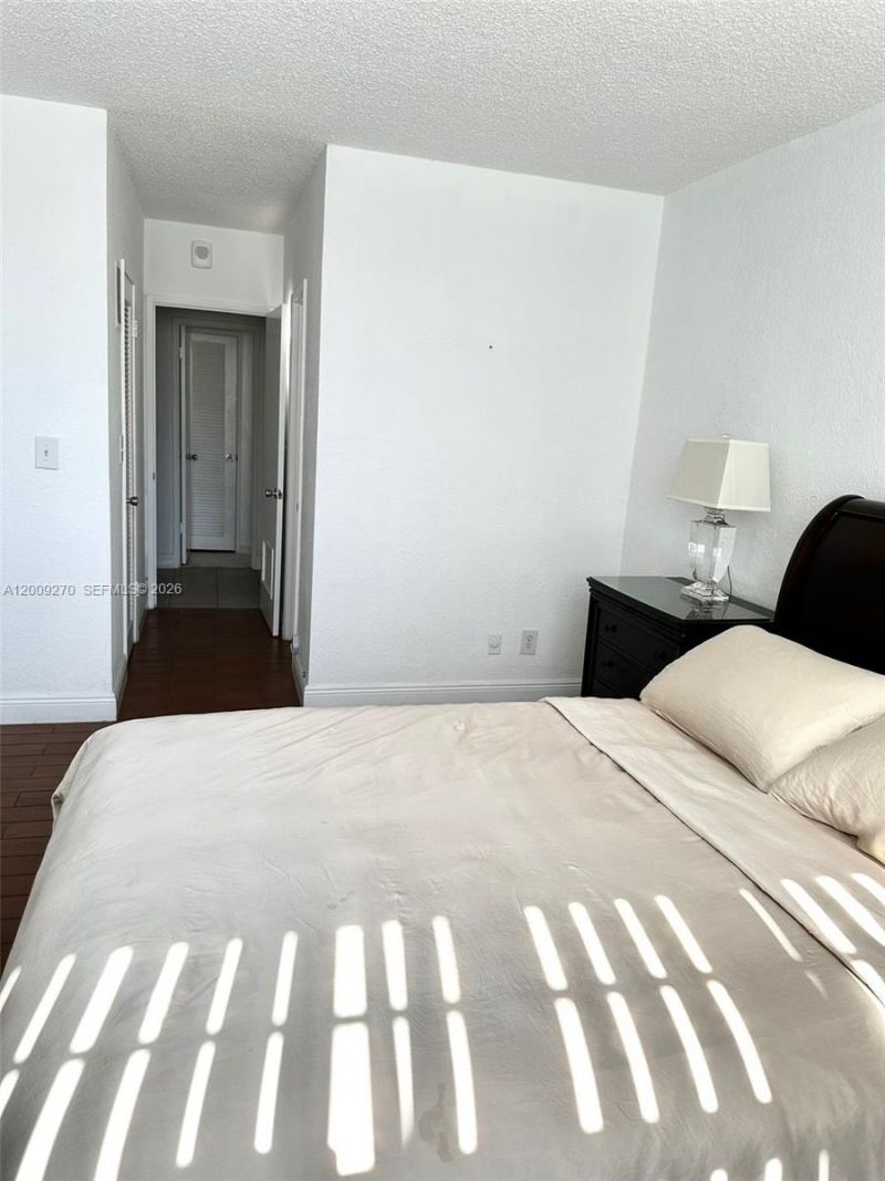 19390 Collins Ave , Unit 1510, Sunny Isles Beach, FL 33160 Photo