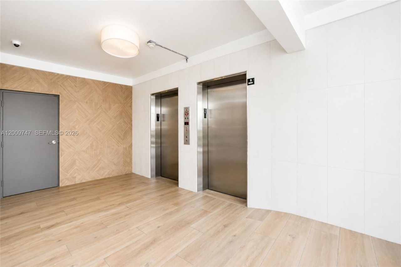1331 Lincoln Rd , Unit 1304, Miami Beach, FL 33139 Photo