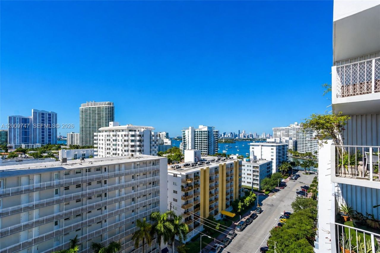 1331 Lincoln Rd , Unit 1304, Miami Beach, FL 33139 Photo