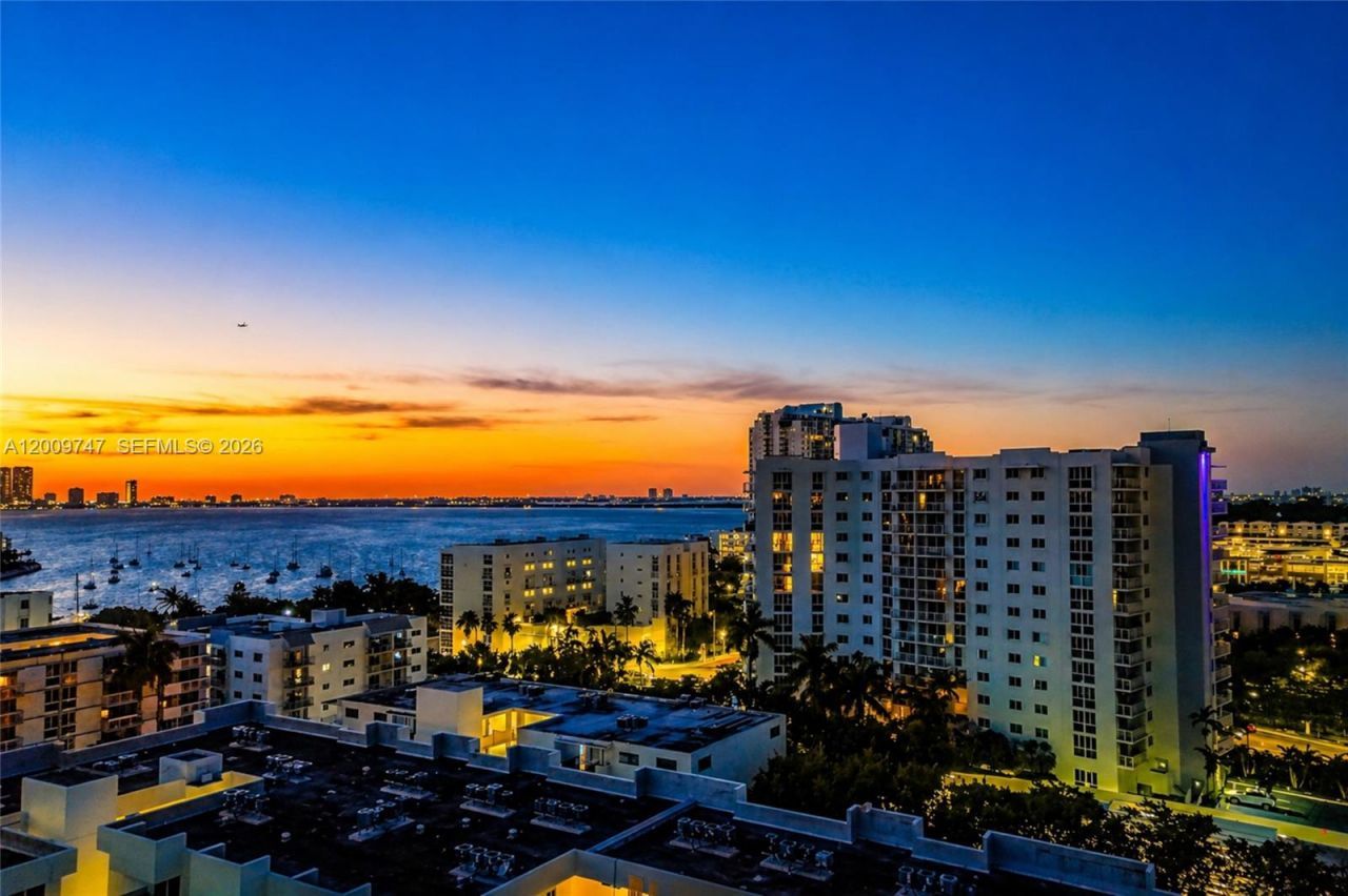 1331 Lincoln Rd , Unit 1304, Miami Beach, FL 33139 Photo