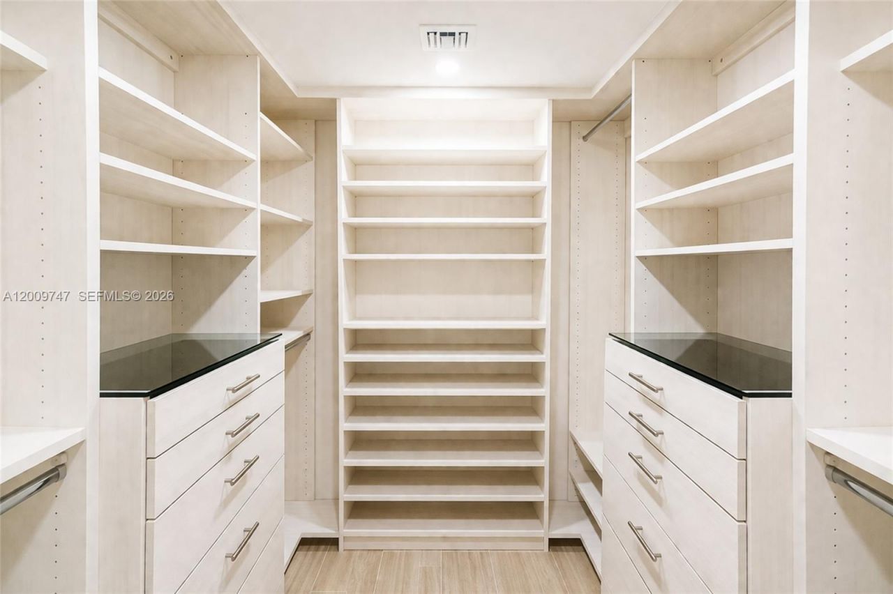 1331 Lincoln Rd , Unit 1304, Miami Beach, FL 33139 Photo