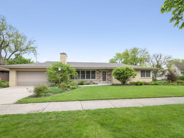 5301 howard Avenue , Western Springs, IL 60558