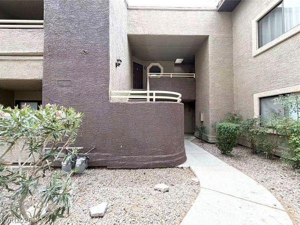 5010 S Rainbow Boulevard, Unit 203, Las Vegas, NV 89118