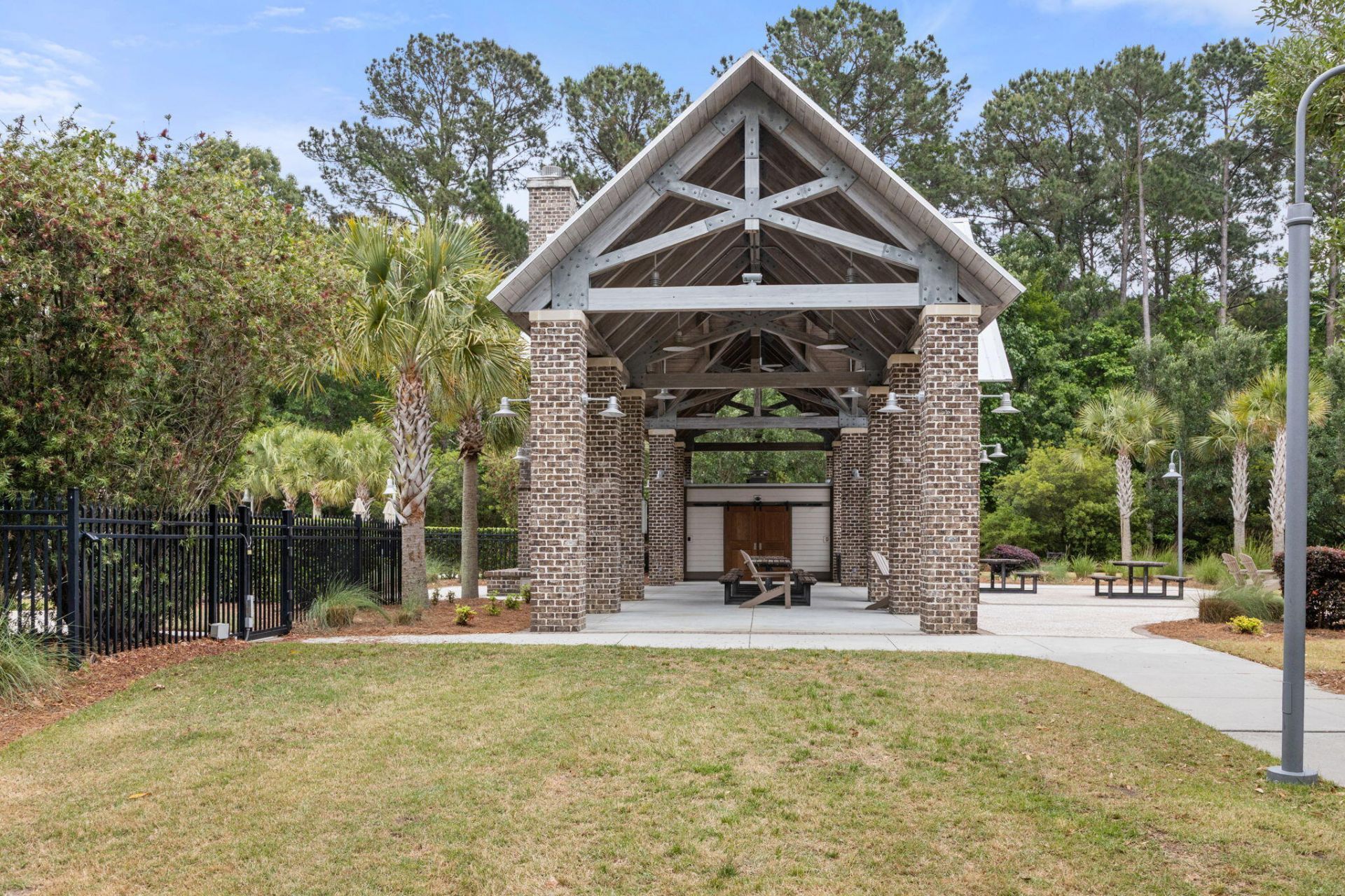 4041 Maidstone Drive Photo 69