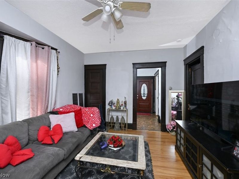 4132 Robert Avenue, Cleveland, OH 44109 Photo 3