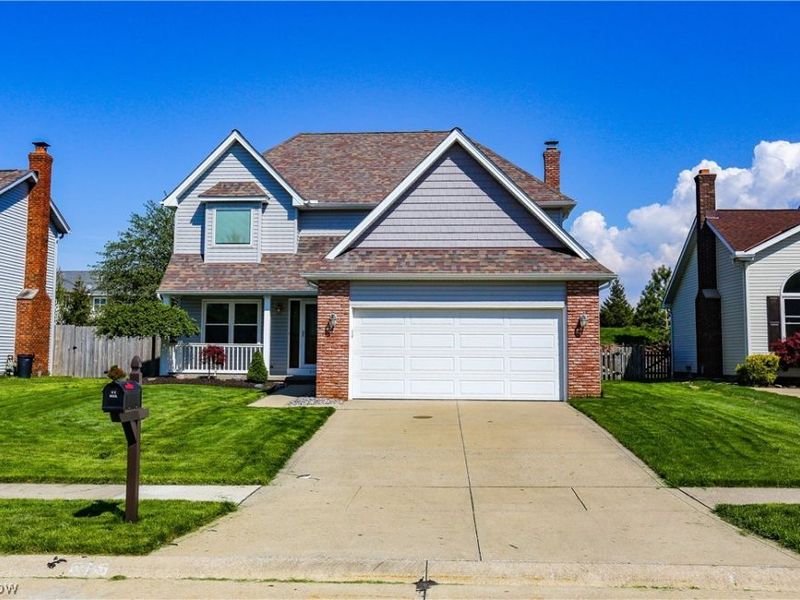 4823 Elizabeth Lane, Brooklyn, OH 44144 Photo 1