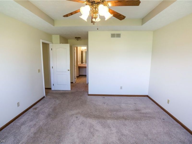 4823 Elizabeth Lane, Brooklyn, OH 44144 Photo 18