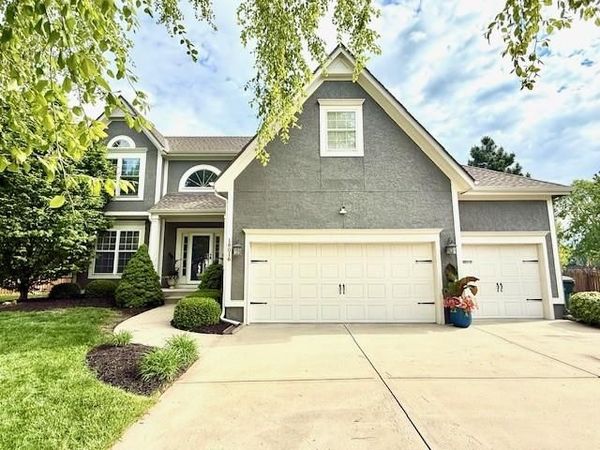 18016 W 163rd Terrace, Olathe, KS 66062