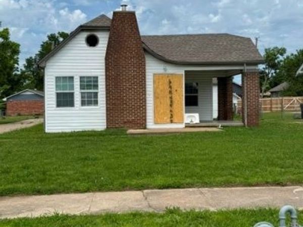 210 E Will Rogers Boulevard, Claremore, OK 74017