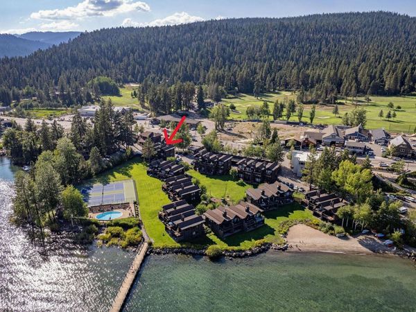 270 North Lake Boulevard, Tahoe City, CA 96145