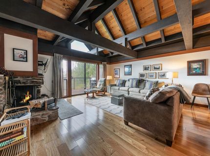 270 North Lake Boulevard, Tahoe City, CA 96145 Photo