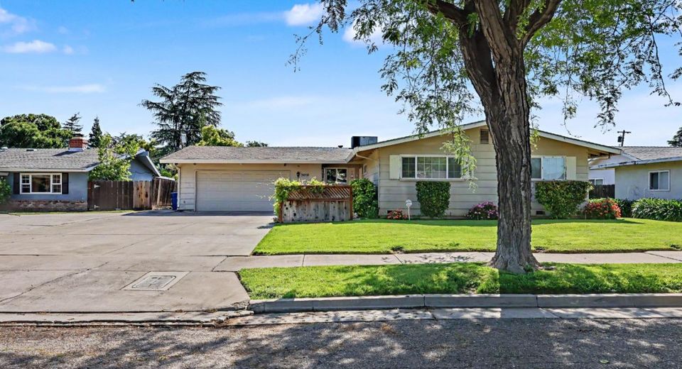 3058 El Capitan, Merced, CA 95340 Photo