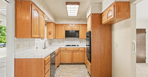 3058 El Capitan, Merced, CA 95340 Photo