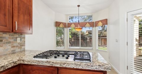 126 Burrill Dr, Folsom, CA 95630 Photo
