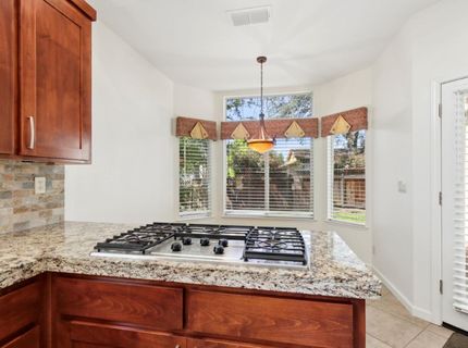 126 Burrill Dr, Folsom, CA 95630 Photo