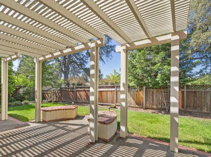 126 Burrill Dr, Folsom, CA 95630 Photo