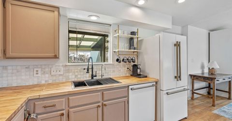 3929 Kings Row, Reno, NV 89503 Photo
