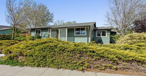3929 Kings Row, Reno, NV 89503 Photo