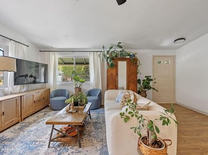 3929 Kings Row, Reno, NV 89503 Photo