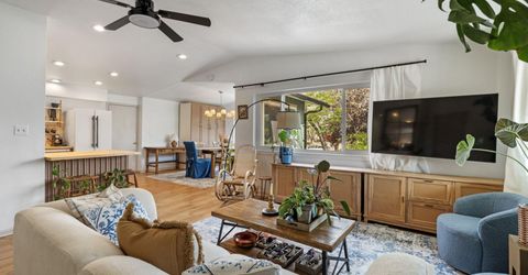 3929 Kings Row, Reno, NV 89503 Photo