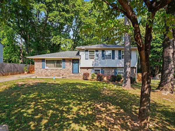 6260 Crestview Lane, Forest Park, GA 30297