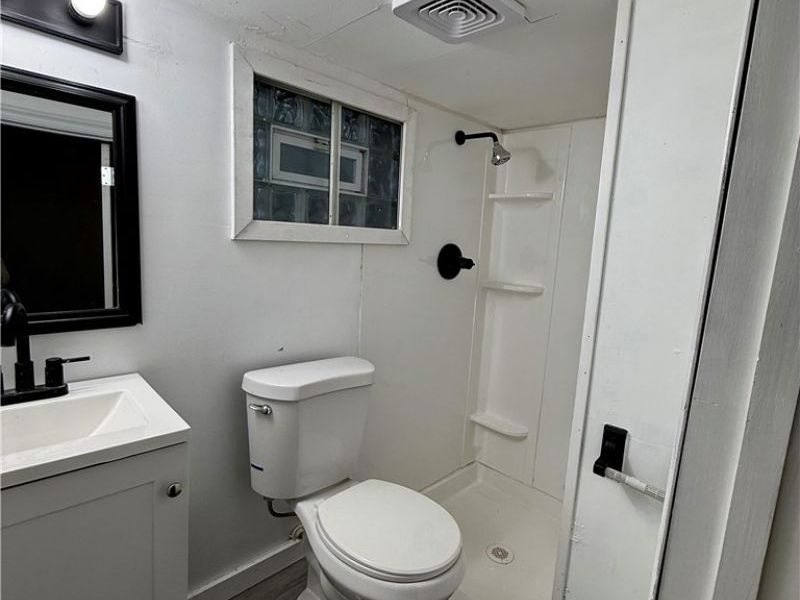 4123 Clybourne Avenue, Cleveland, OH 44109 Photo 13