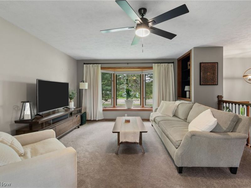 370 Applegrove Street NE, North Canton, OH 44720 Photo 4