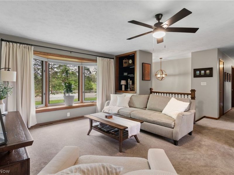 370 Applegrove Street NE, North Canton, OH 44720 Photo 5