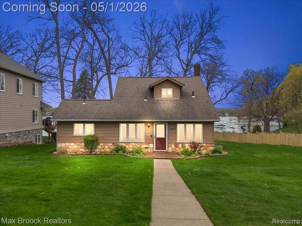 3650 Covert Road , Waterford Twp, MI 48328