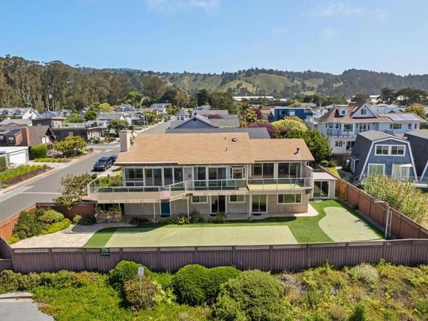 204 Roosevelt Boulevard, Half Moon Bay, CA 94019