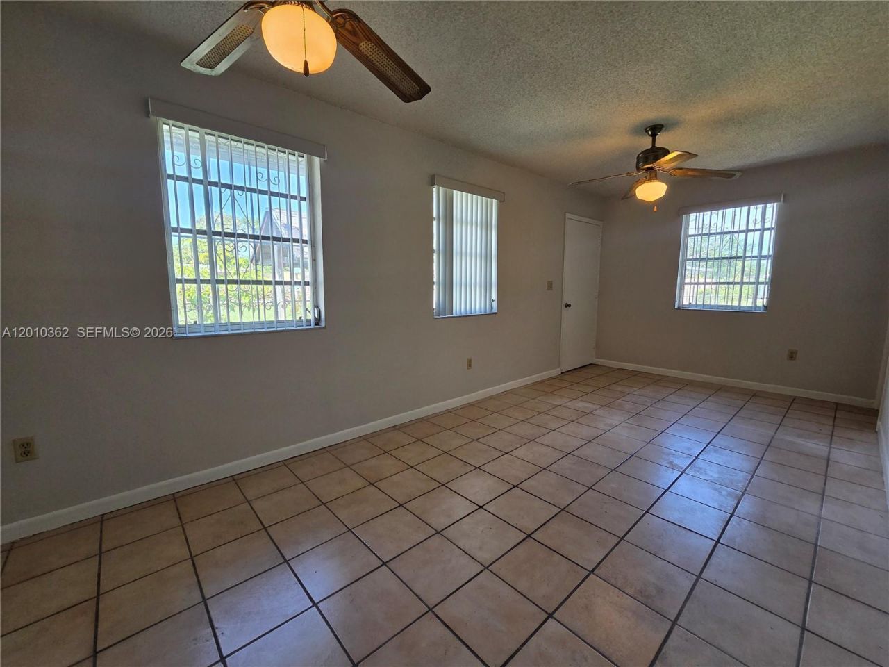 11035 SW 56th St, Unit B, Miami, FL 33165 Photo