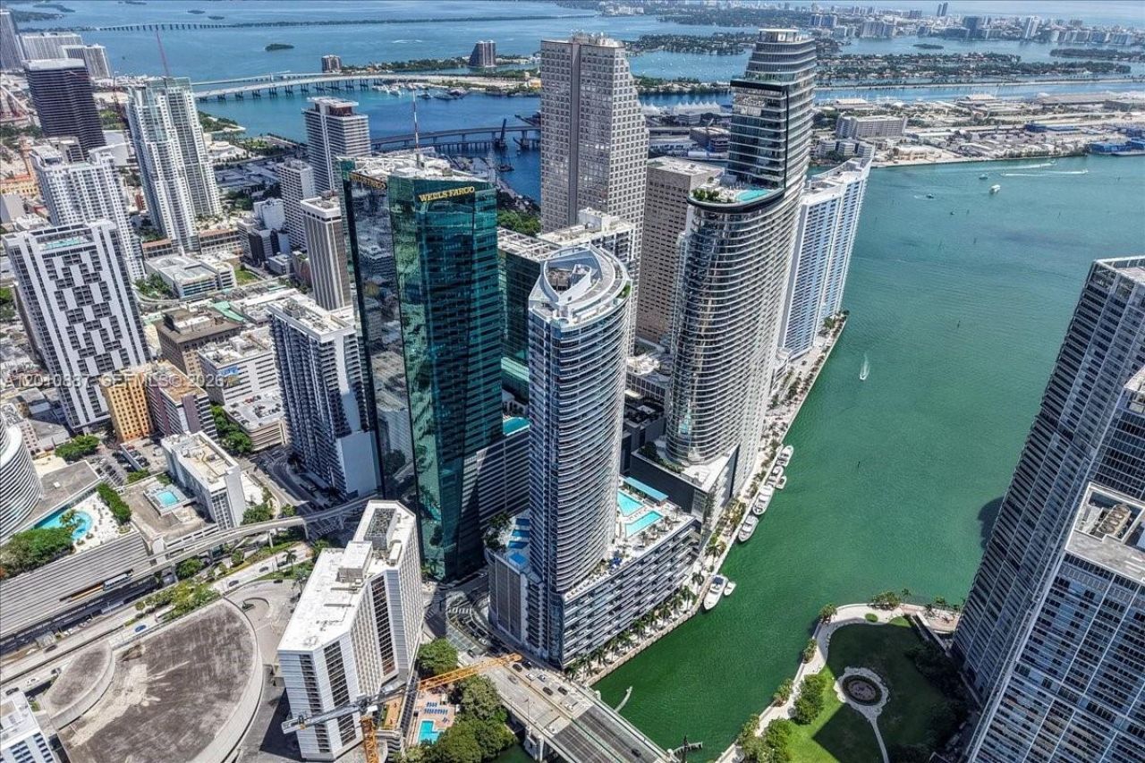 200 Biscayne Boulevard Way , Unit PH 5401, Miami, FL 33131 Photo