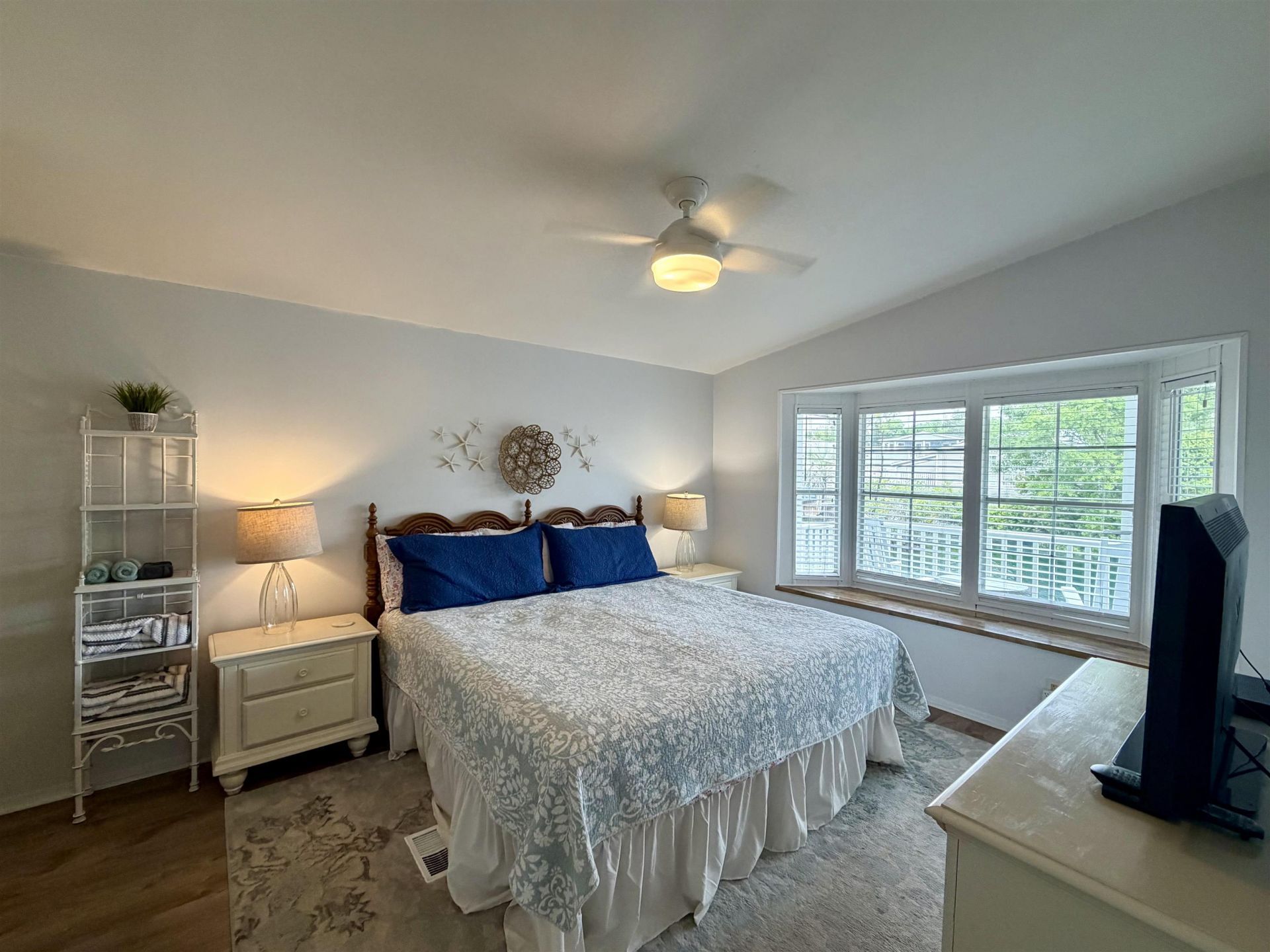 494 Sandpebble Dr. Photo 10
