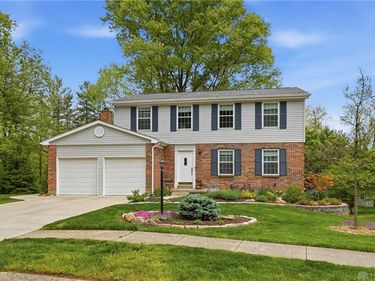 4024 Locus Bend Drive, Bellbrook, OH 45440