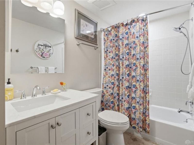 4024 Locus Bend Drive, Bellbrook, OH 45440 Photo 46