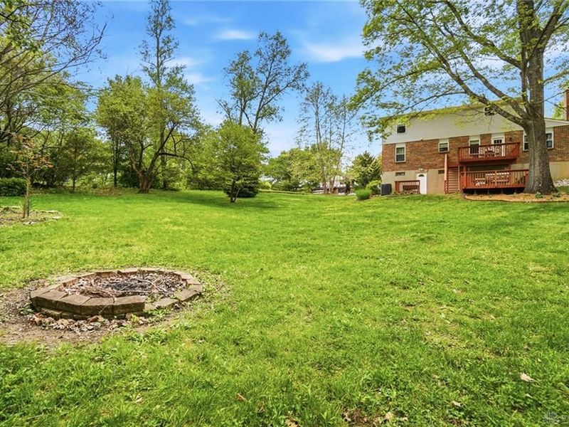 4024 Locus Bend Drive, Bellbrook, OH 45440 Photo 64