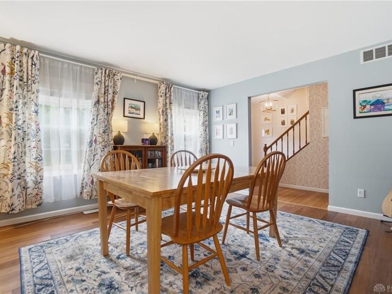 4024 Locus Bend Drive, Bellbrook, OH 45440 Photo 8