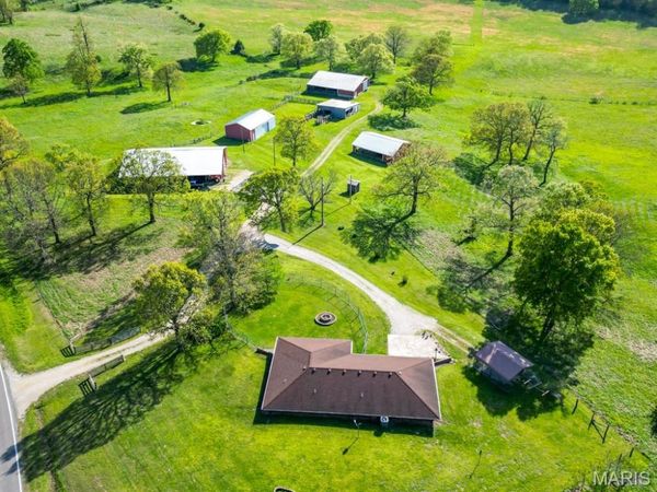 28495 Highway 17, Laquey, MO 65534