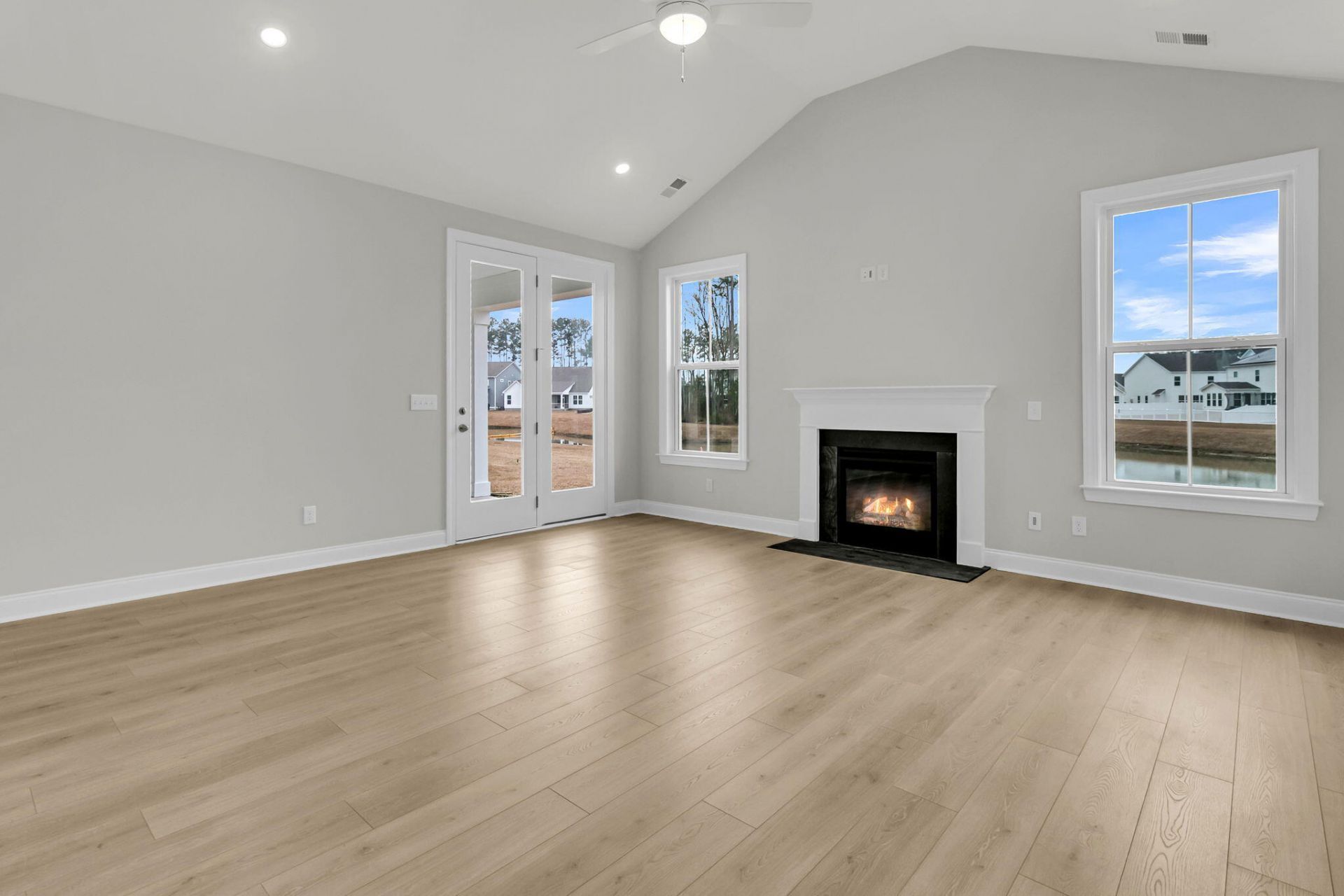 774 Maynard Lane Photo 21
