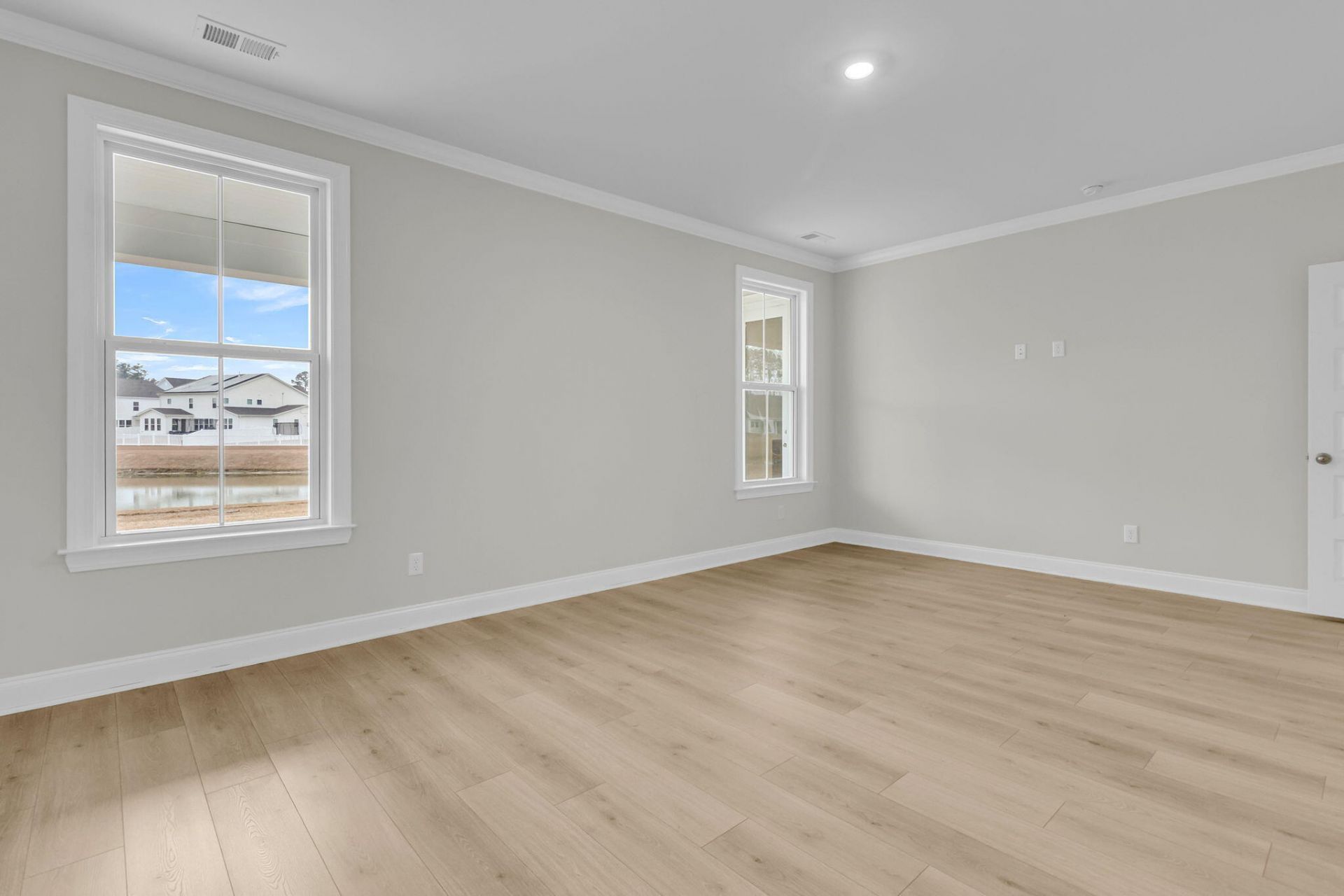 774 Maynard Lane Photo 24