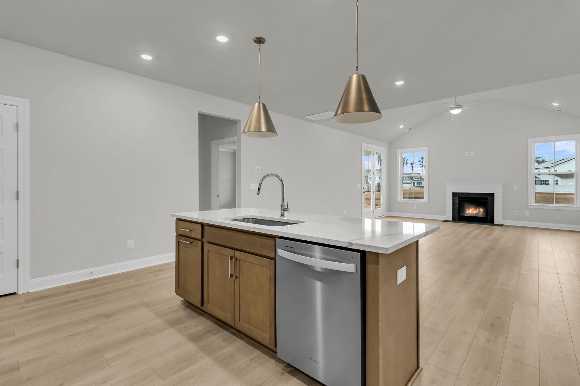 774 Maynard Lane Photo 8