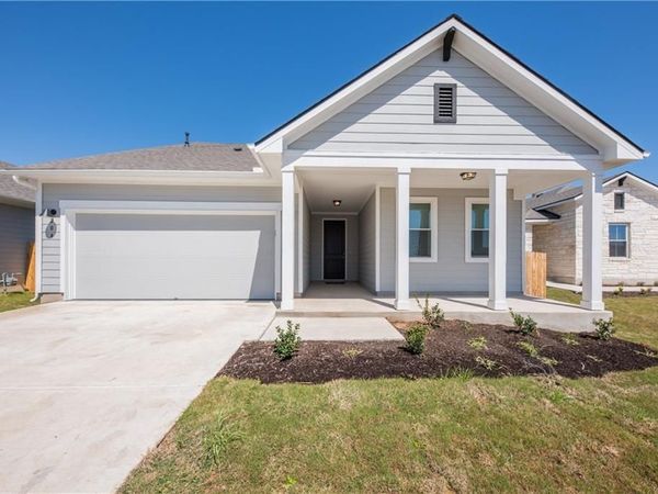 204 Cold Spring LOOP, Bastrop, TX 78602