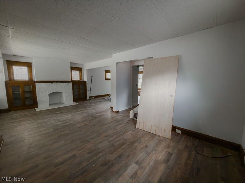9409 Empire Avenue, Cleveland, OH 44108 Photo 3