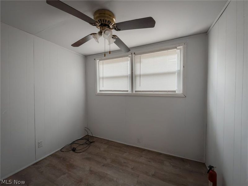 9409 Empire Avenue, Cleveland, OH 44108 Photo 7