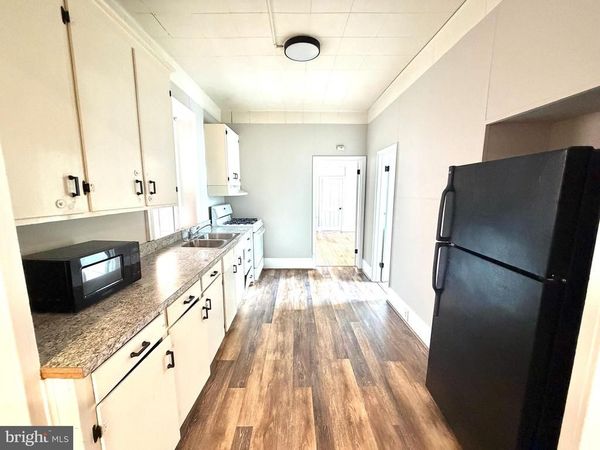 96 MAIN STREET , Unit 98 2ND FLO, SCHWENKSVILLE, PA 19473