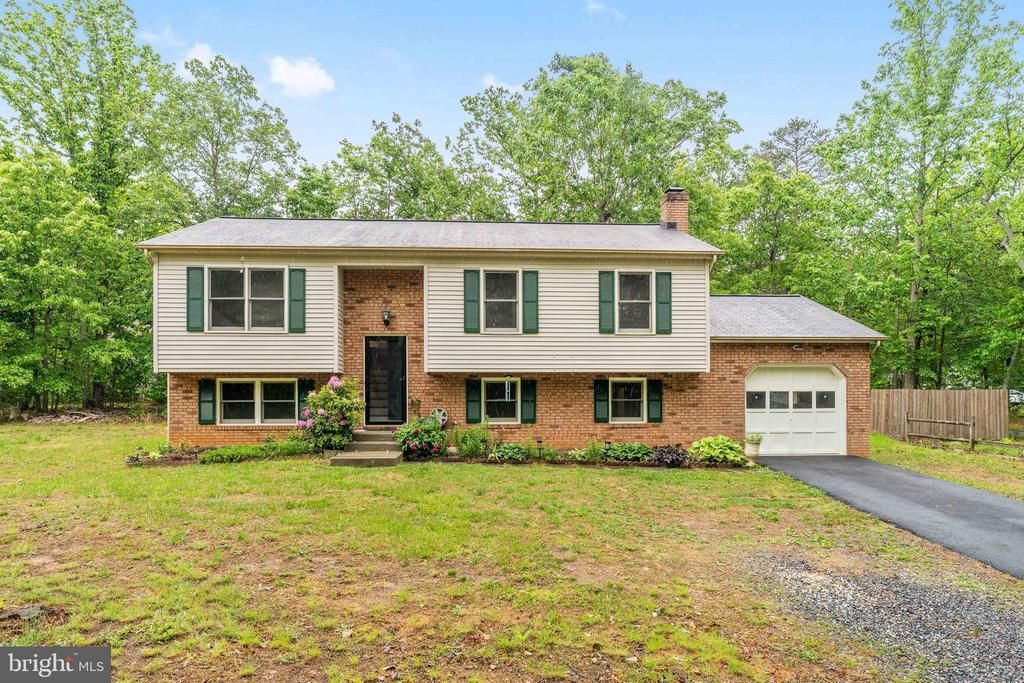11902 Plantation Drive, Spotsylvania, VA 22551 Main Photo