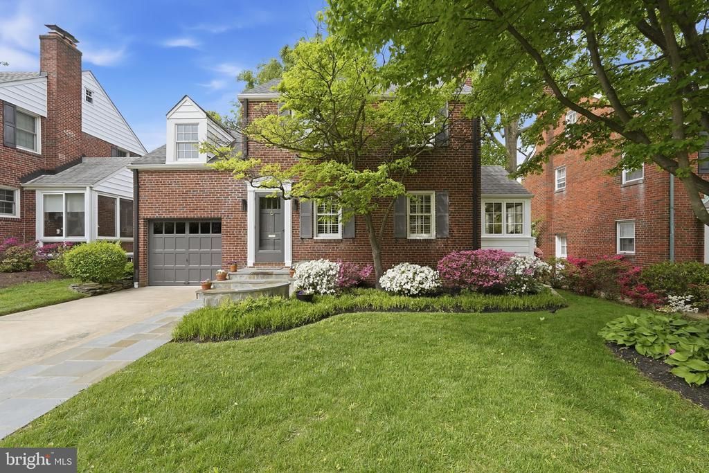 1114 N Inglewood Street, Arlington, VA 22205 Main Photo