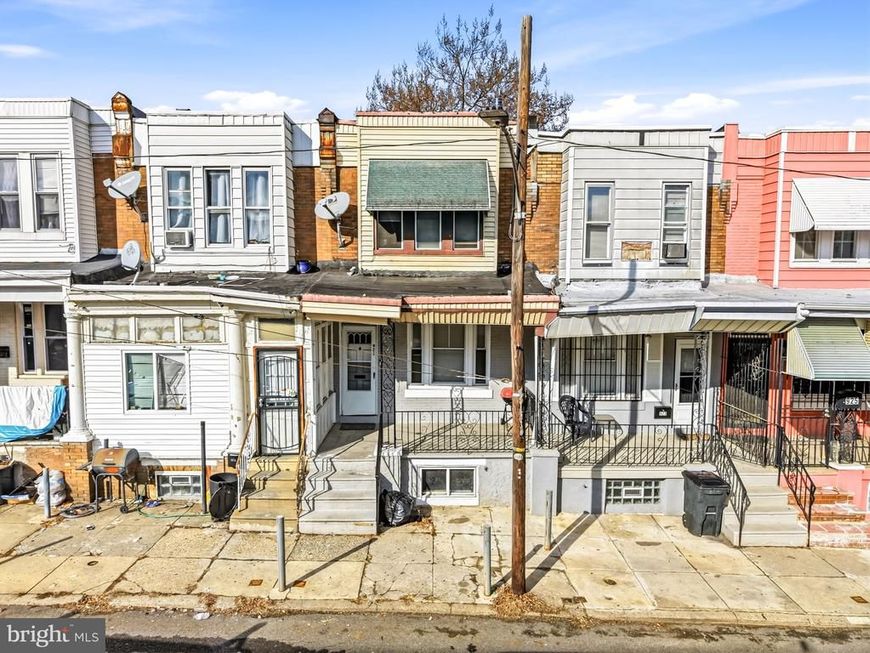 921 E Russell Street, Philadelphia, PA 19134 Main Photo